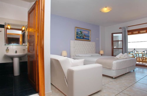 Neo Klima House | Anna Maria – Vanessa Apartments