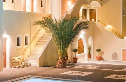 Vothon Hotel | Villa Danezis