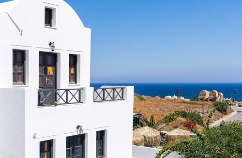 Kamari Hotel | Soulis Hotel