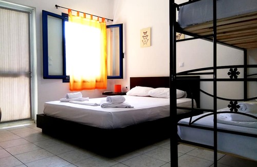 Agios Andreas House | Sarantakis Apartments