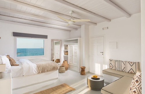 Apollonia House | Perla Suites - Delmar Collection