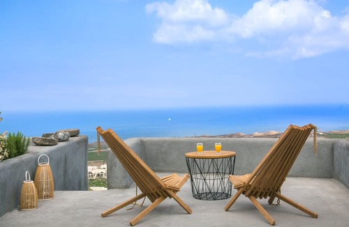 Vourvoulos House | Santorini Villas