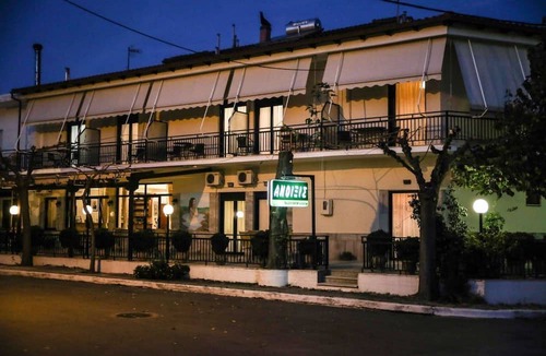 Loutra Ypatis Hotel | Hotel Anixis