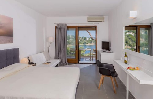Kanapitsa Hotel | Cape Kanapitsa Hotel & Suites