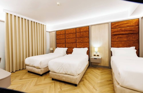 Mbrostar-Urë Hotel | Hotel Fieri