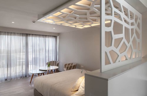 Skiathos Town Hotel | KB Ammos