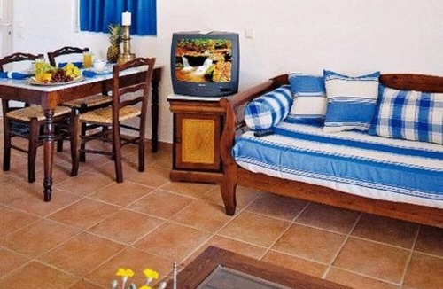 Lardos House | Katikies Studios & Apartments