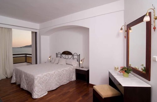 Voies Hotel | Limira Mare Hotel