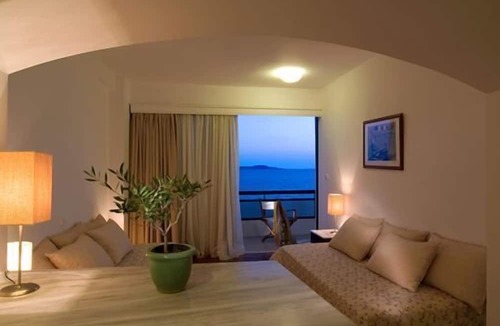 Voies Hotel | Limira Mare Hotel