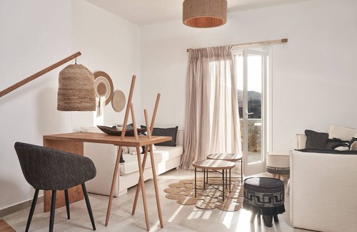 Milos Hotel | Volcano Luxury Suites Milos - Adults Only