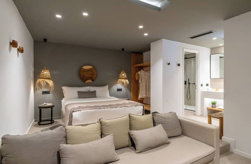 Fira House | Lemon Suites Santorini