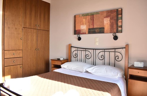 Lefktro Villa | Off- Season: Fully equipped, economic Villa Stoupa-Panorama