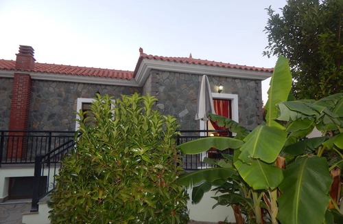 Skala Kallonis House | Kaloni village apartments