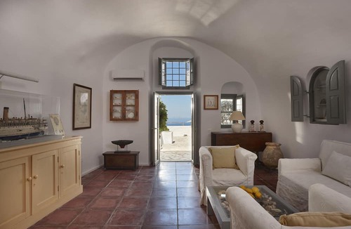 Firostefani House | Nautilus