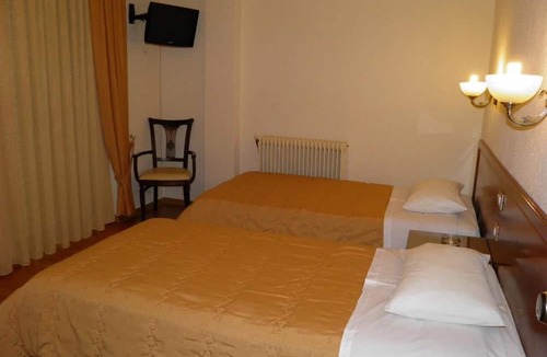 Agios Onoufrios Hotel | Hotel Meletiou
