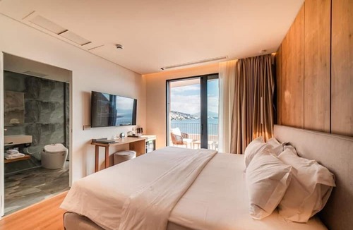 Qender Hotel | Hotel Vale