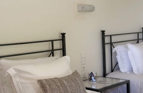 Artemisio Hotel | Apolonio Pefki Evia