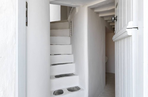 Psathi Apartment | The Windmill Kimolos