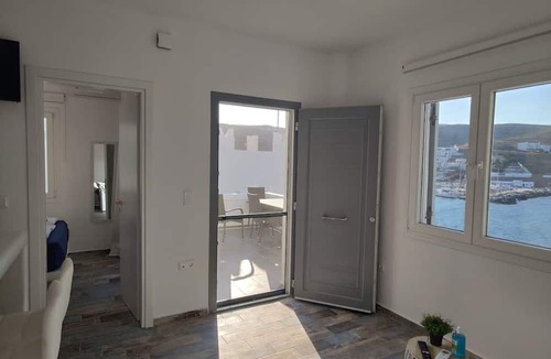 Loutra Apartment | Alos Seafront Gem - Loutra Seaview Escape