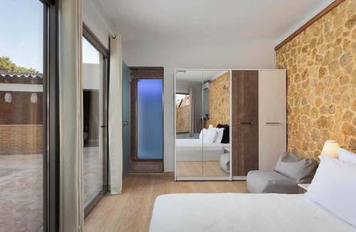 Anavyssos Villa | Aeolia Villa Athenian Riviera