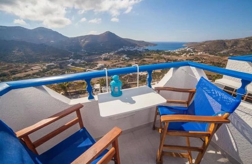 Katapola Bed & Breakfast | Castelopetra Studios