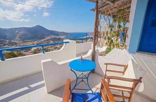 Katapola Bed & Breakfast | Castelopetra Studios