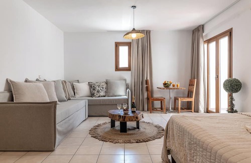 Old Town Naxos Hotel | KALLISTI STUDIOS