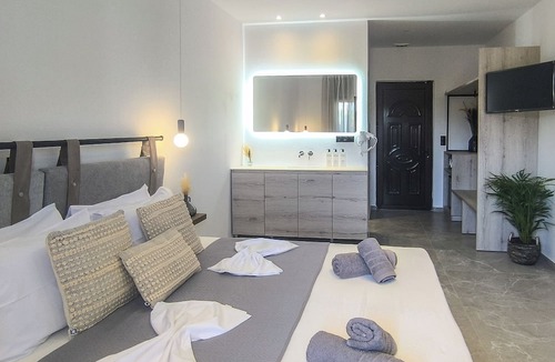 Troulos House | Giabeos