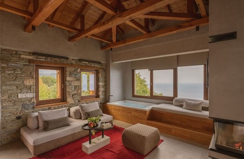 Mouresi House | Adama Guesthouse
