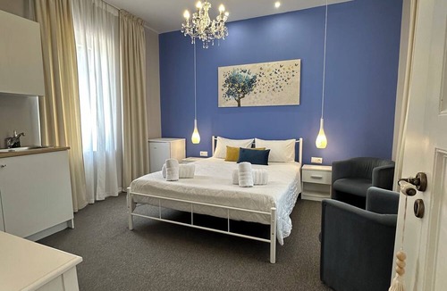 Korithion House | IRIS' Garden Rooms