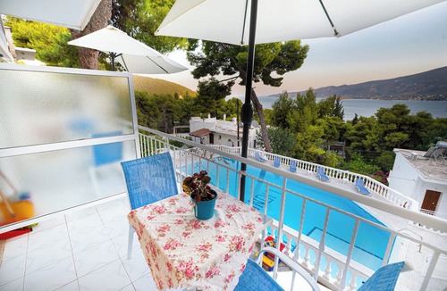Poros House | Lions Apartments