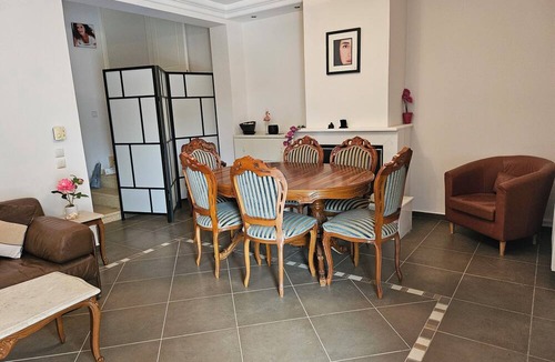 Lagonissi House | Guest Apartment Within a Villa in Lagonissi