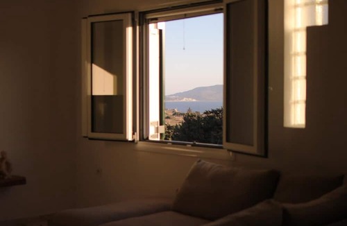 Milos Villa | Villa Boa Esperanca 4 Bedroom Villa