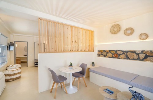 Exo Gonia House | Eolithos Suites