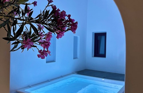 Perissa Hotel | Miracles Suites by Anastasia Princess, Adults Only