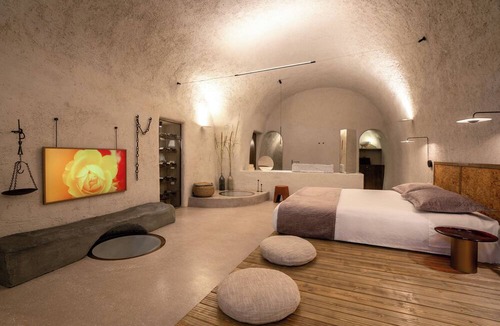 Vothon Hotel | Kanava Cave Winery Villa