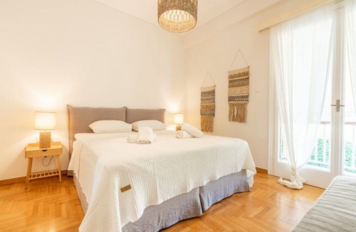 Saronida Villa | Villa Antiope Saronida