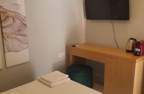 Exarhia Hotel | MEDUSA BOUTIQUE