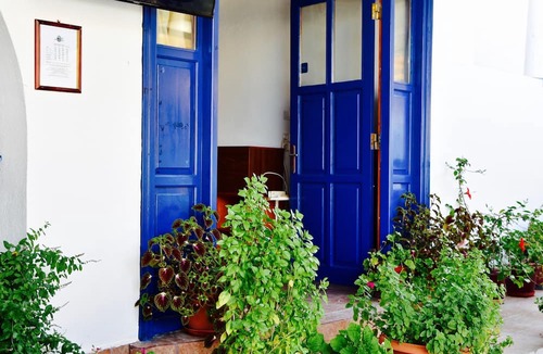 Loutro Hotel | Daskalogiannis Hotel