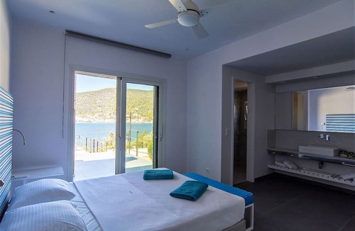 Korfos Hotel | Lavender Cove