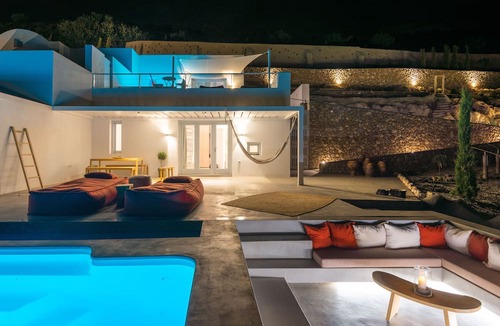 Santorini House | Santorini Heights