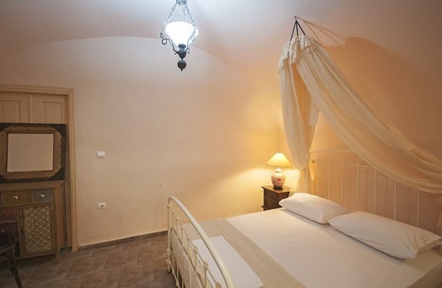 Vothon House | Roubeti Village