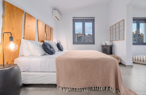 Troulos Apartment | Mythos Luxury Villa-Skiathos