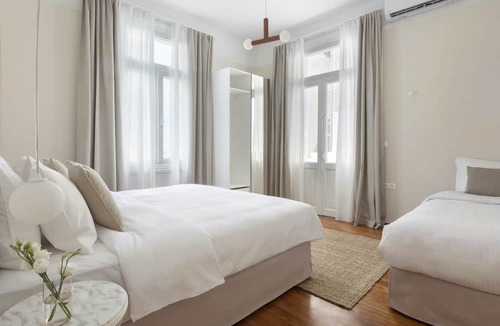 Koukaki Apartment | Acropolis Loft 3BR 9ppl Syggrou Ave 200m Metro&Museum