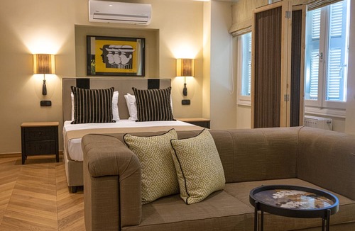 Plaka Apartment | Ipelhome Plaka Boutique Apartments