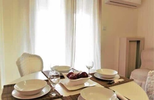 Athens City Centre Apartment | Gazi apartment with Acropolis views