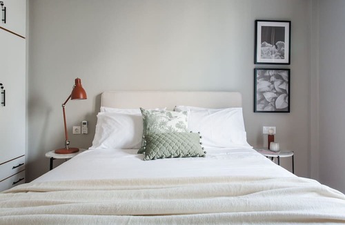 Athens City Centre Apartment | Stylish 2BD Apartment in the Heart of Athens
