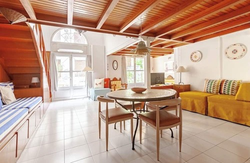 Athens City Centre Apartment | Artistic Loft Steps from Acropolis w/Courtyard