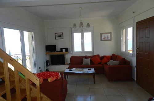 Trapeza House | Stavento - Villas Trapeza & Voura