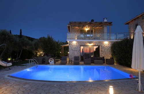 Tsoukaladhes Villa | Villas Goudis
